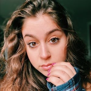 Meet your Posher, Ali